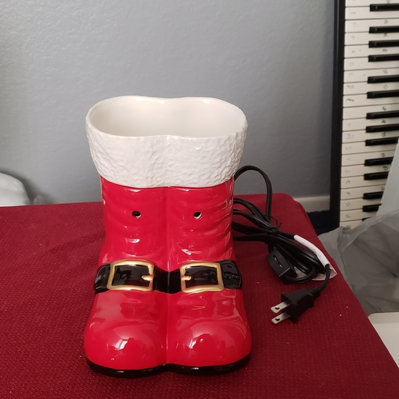 DOWN THE CHIMNEY CHRISTMAS WARMER-Retired 2017🎄 - Picture 4 of 4